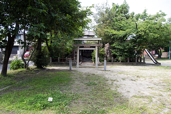 川間町竜神社