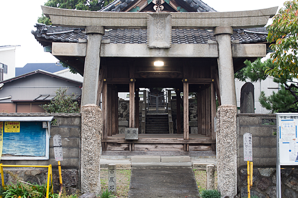 千年1八幡神社